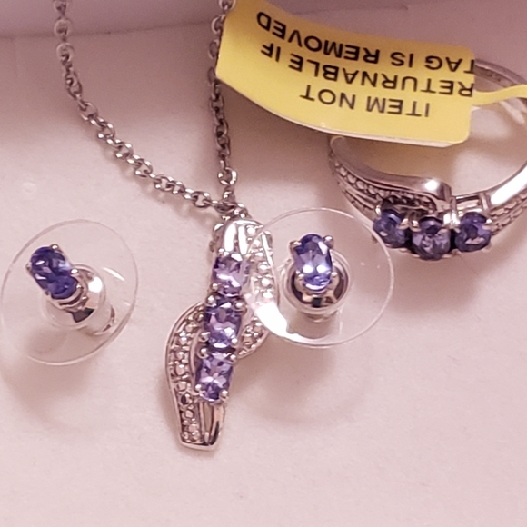 SET Tanzanite ring 5.25 OR Size 5, pendant/w chain, stud earrings, NWT - Picture 1 of 13